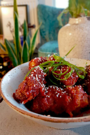 Ketogenic korean fried chicken to make you forget you're on a diet lchf, low carb and ketogenic diet friendly