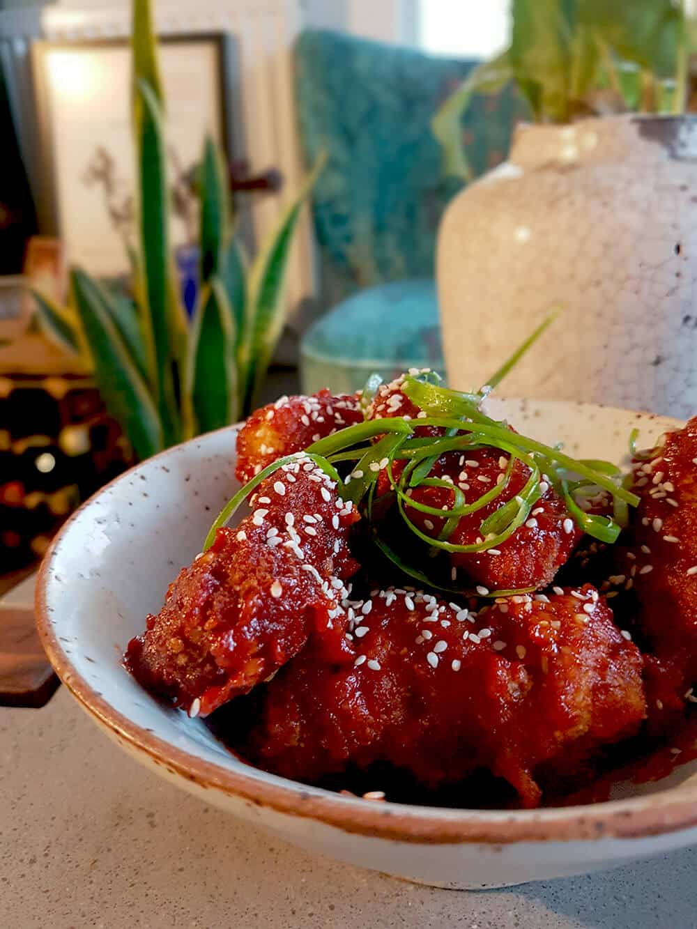 Ketogenic korean fried chicken to make you forget you're on a diet lchf, low carb and ketogenic diet friendly