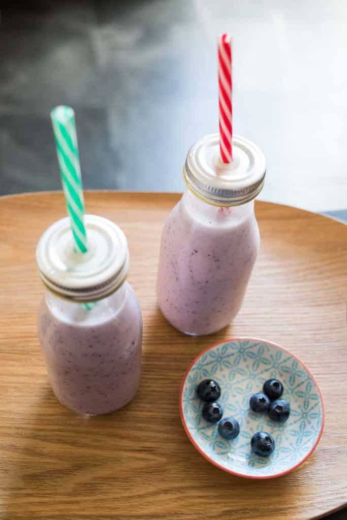 blueberry keto low carb smoothie for a ketogenic diet