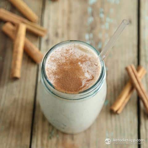 creamy cinnamon keto low carb smoothie for a ketogenic diet