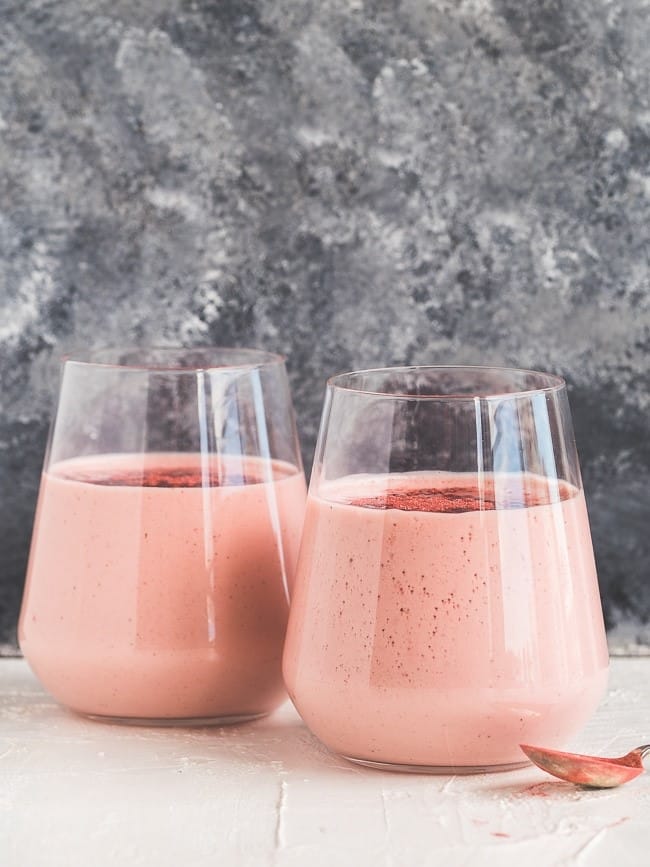 beetroot keto low carb smoothie for a ketogenic diet