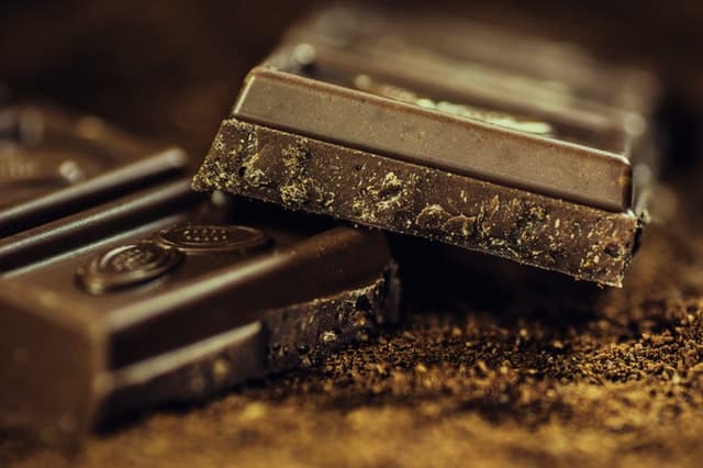 Extra dark chocolate is a great keto snack food