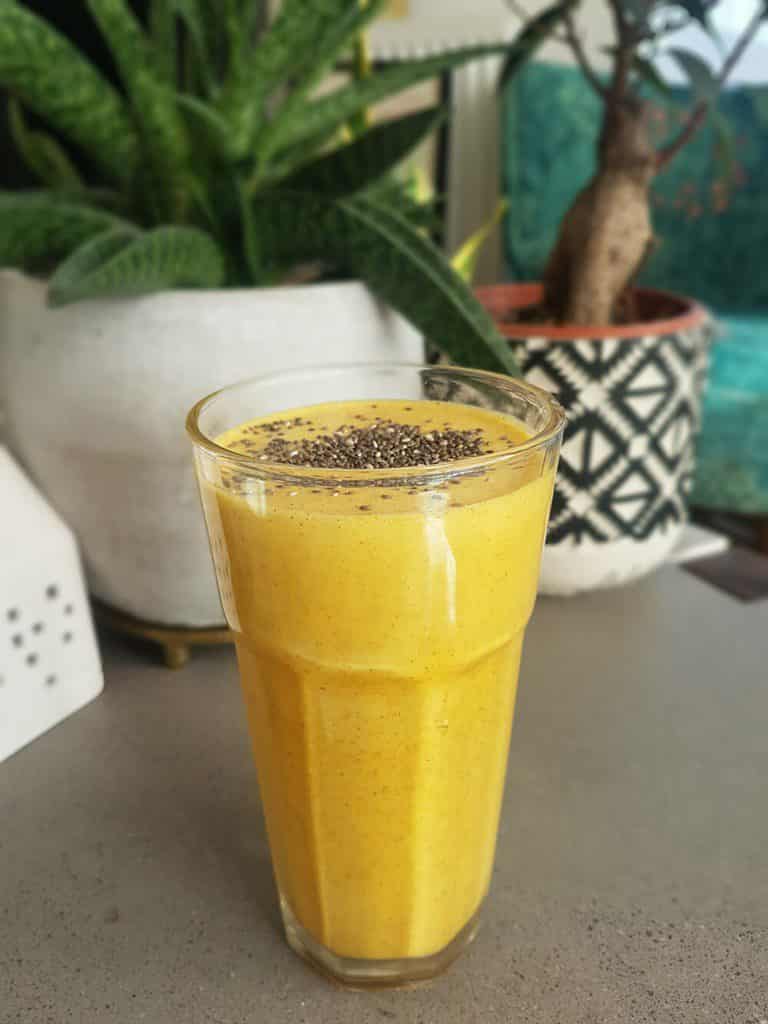 turmeric keto smoothie for a ketogenic diet
