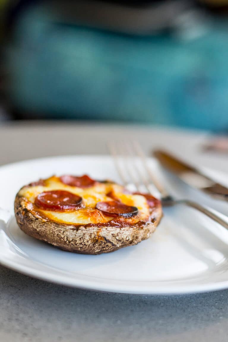 low carb keto mushroom pizza