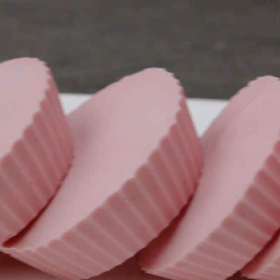 fat bombs with cream cheese - strawberry