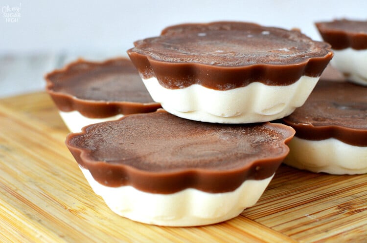 fat bombs with cream cheese - chocolate