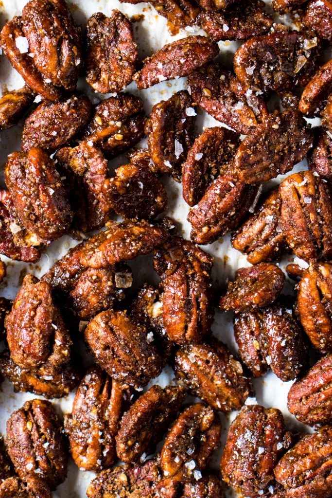 keto christmas snacks - candied pecans