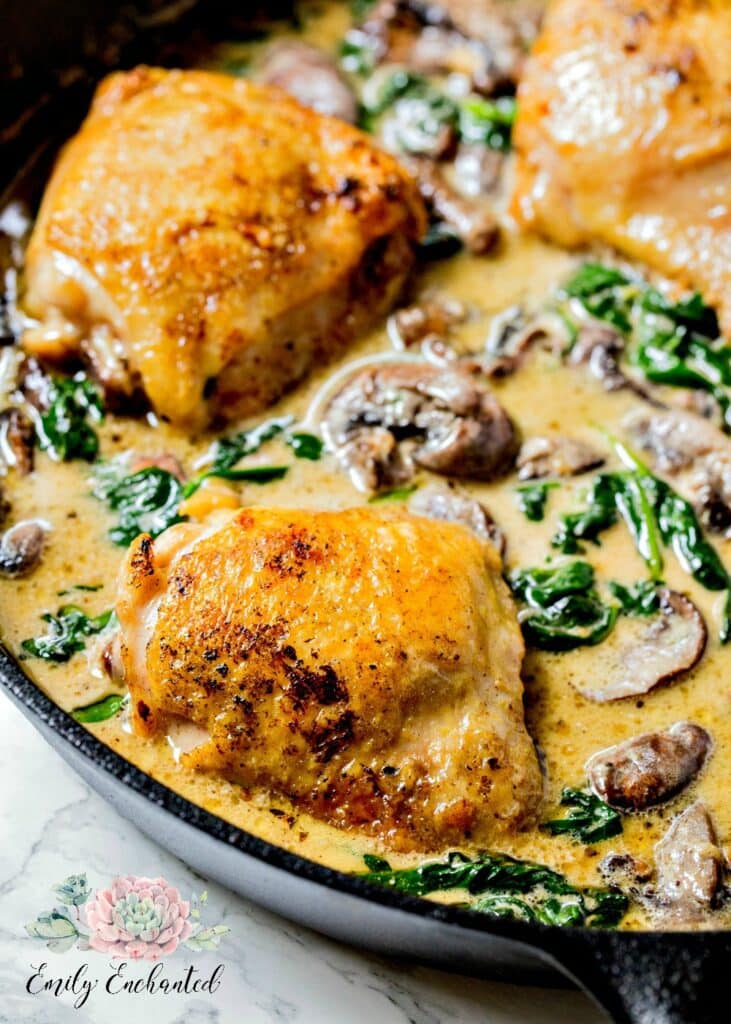 Want Easy Keto Chicken Recipes? Here's 15 Recipes You'll Love