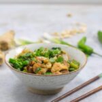keto stir fry with chicken thighs and peanuts