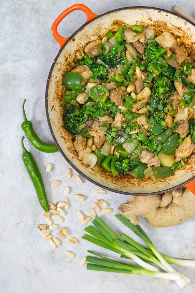easy keto peanut chicken stir fry