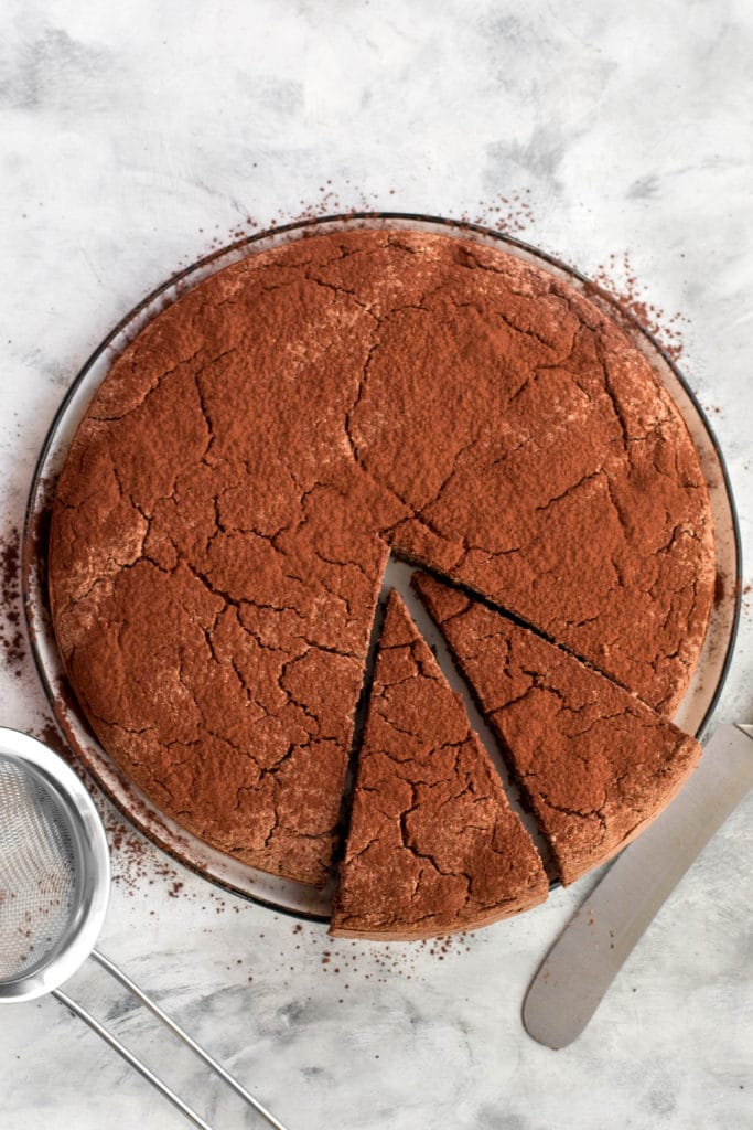 Easy keto chocolate cake