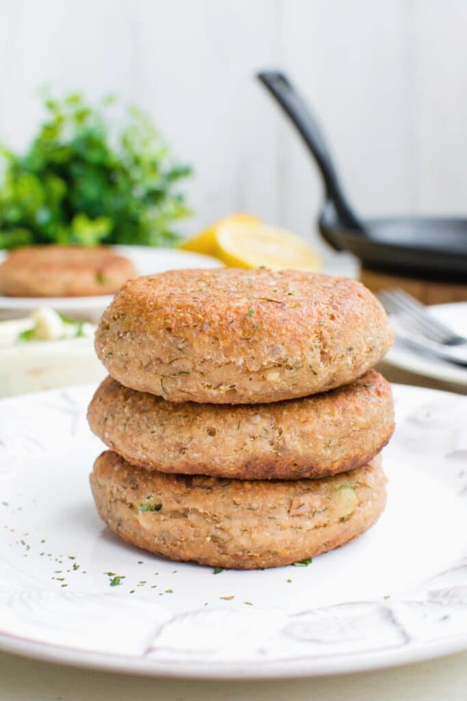 Easy keto fish cakes with canned tuna