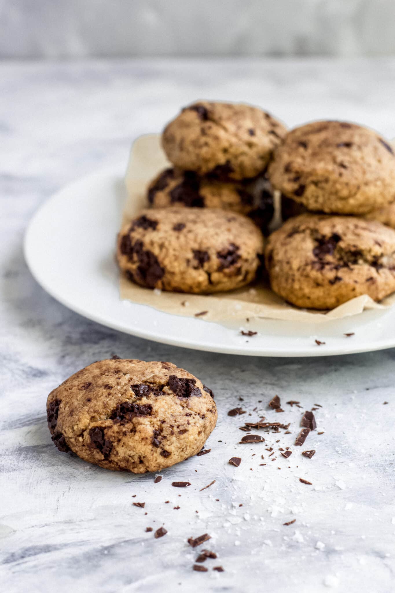 Easy keto chocolate chip cookies