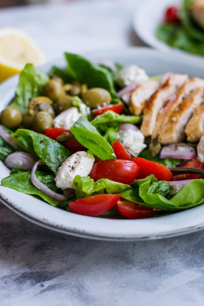 Close-up keto grilled chicken salad