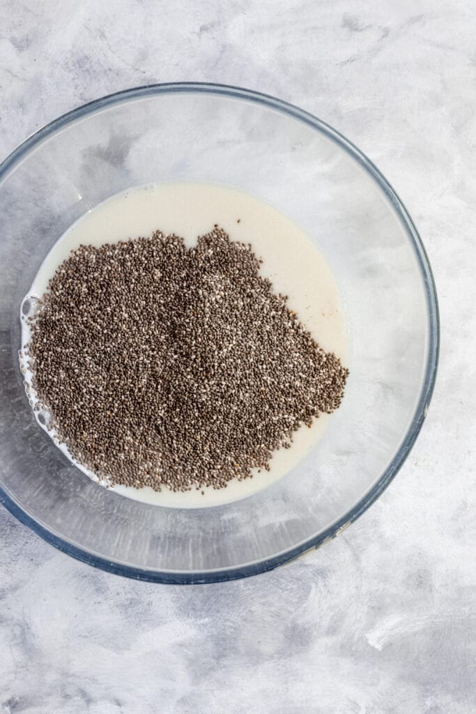 preparation of chia seed pudding