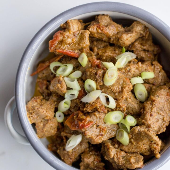Aromatic keto diced beef