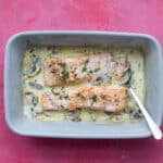 Creamy salmon in a baking tray