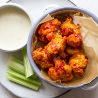 Keto cauliflower wings