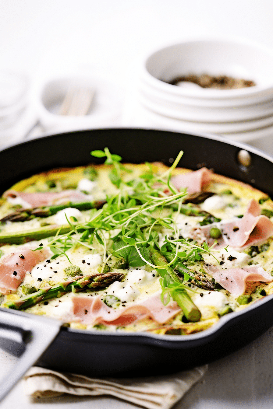 Low-Carb Asparagus and Prosciutto Frittata in the Oven