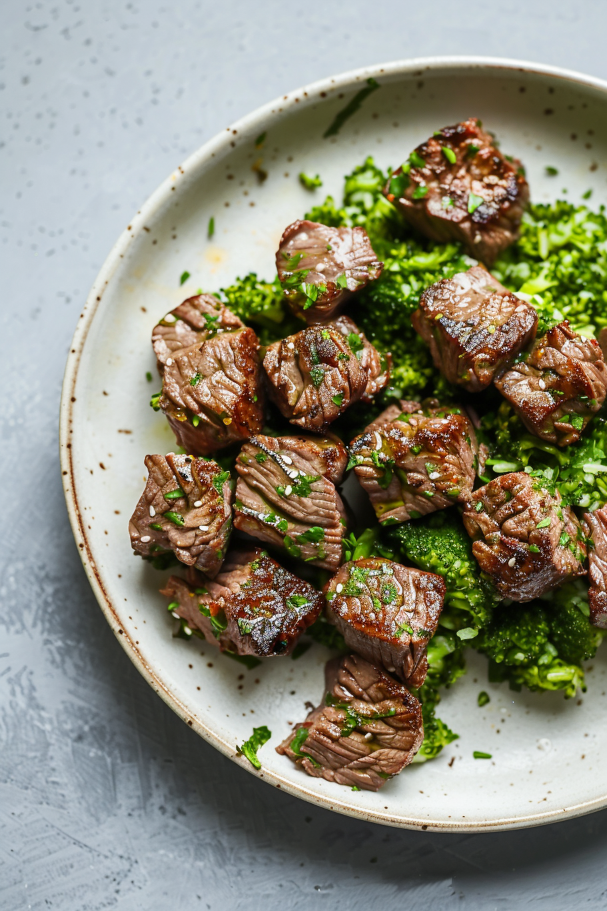 Keto Moroccan Beef with Riced Broccoli_001