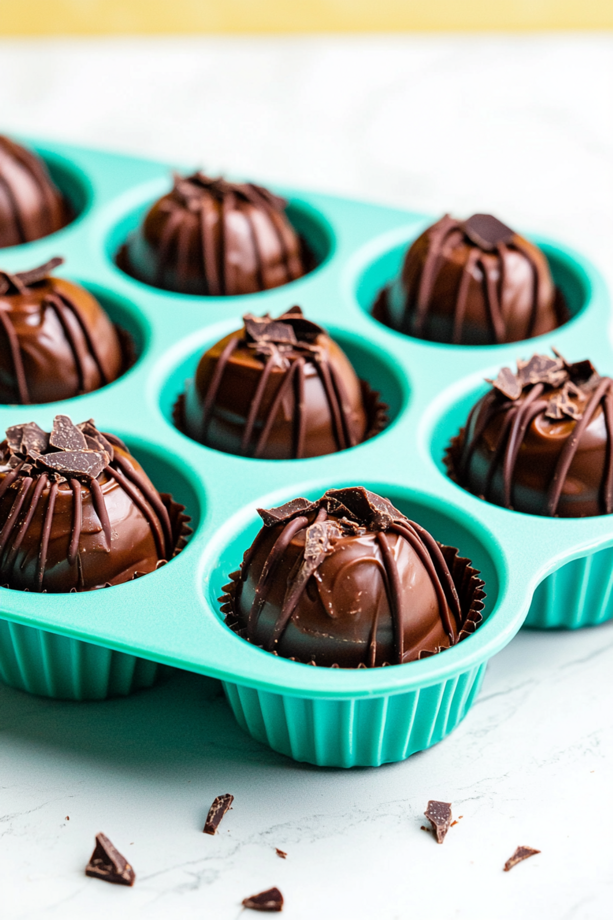 Low-Carb Mint Chocolate Fat Bombs_001